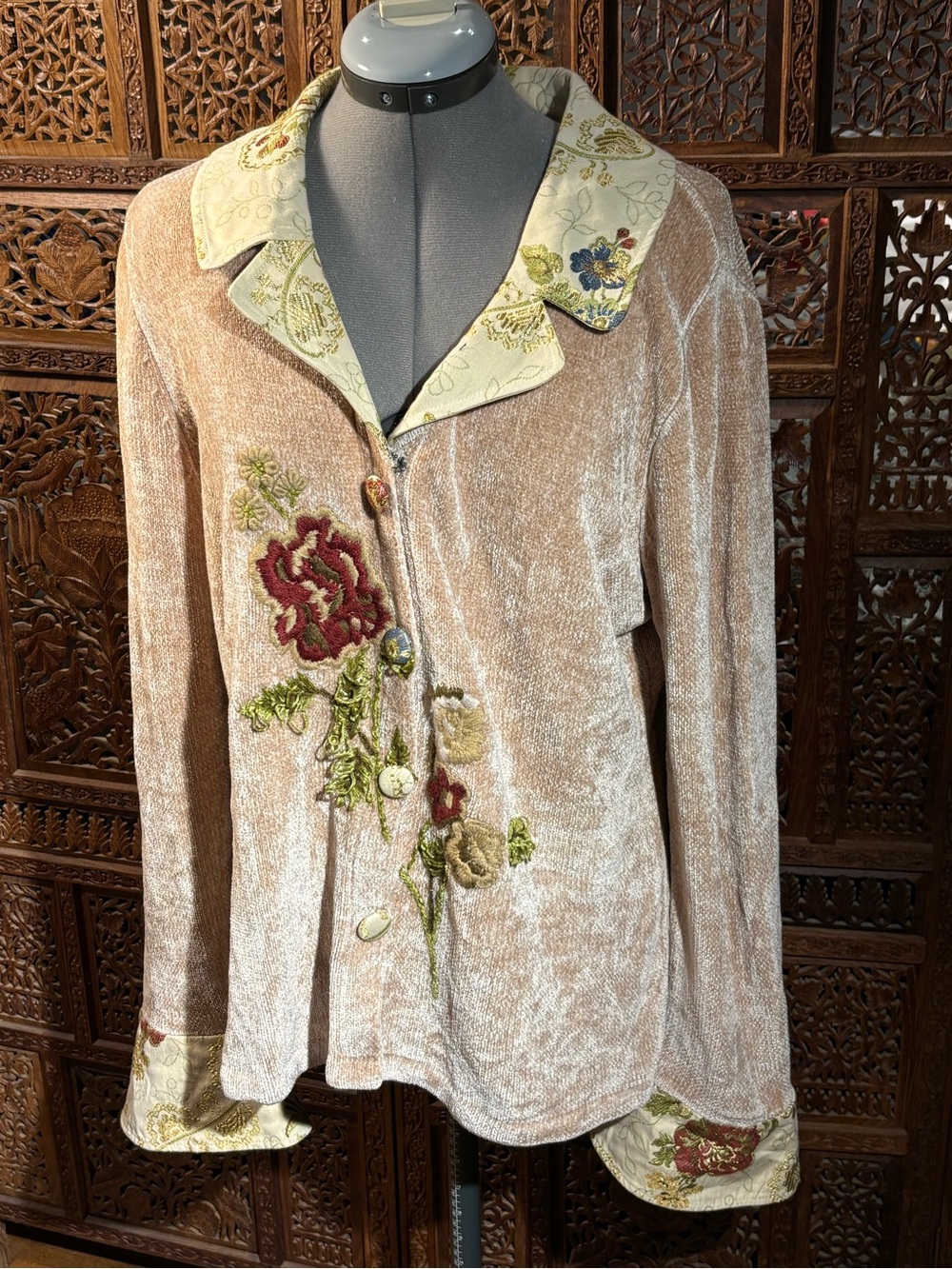Soft Surroundings Blush Velvet Embroidered Floral Blazer